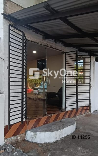 ALQUILO SALÓN COMERCIAL SOBRE LA AVENIDA BRUNO GUGGIARI UBICACIÓN ESTRATÉGICA 