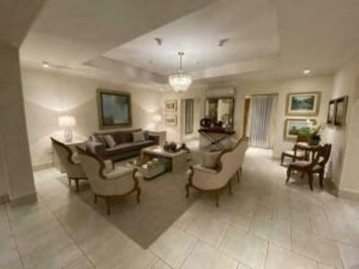 EN VENTA . Casa en Barrio Villa Aurelia de 5 dormitorios en suite