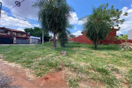   TERRENO EN ESQUINA ZONA PINEDO  virgen del rosario - 