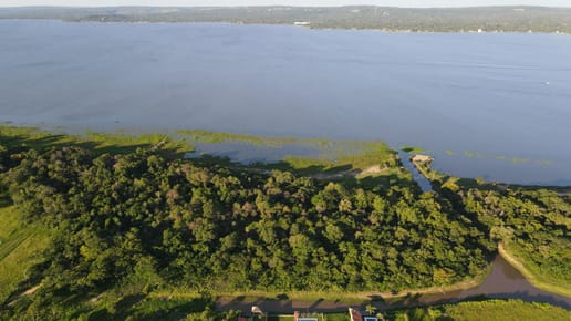 Vendo Terreno Sobre El Lago Ypacaraí - Ubicado En El Barrio Cerrado Lagobosque
