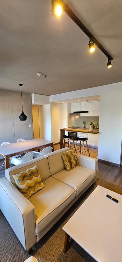DEPARTAMENTO AMOBLADO - ZONA MOLAS LÓPEZ 