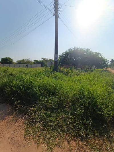 VENDO TERRENO EN ESQUINA cercania del aeropuerto