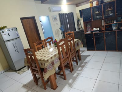 ALQUILO TINGLADO CON VIVIENDA EN ESQUINA EN GUARAMBARÉ