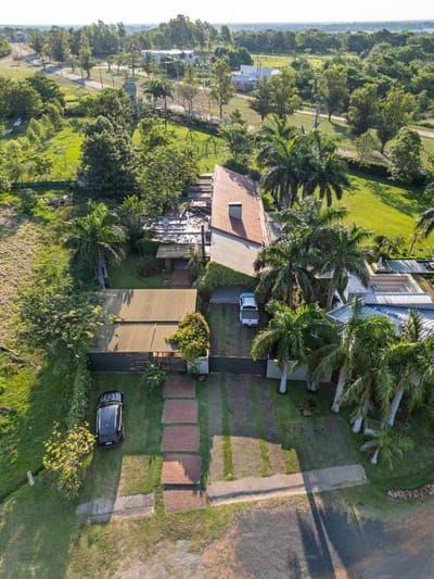 EN VENTA RESIDENCIA MINIMALISTA EN SURUBI'I