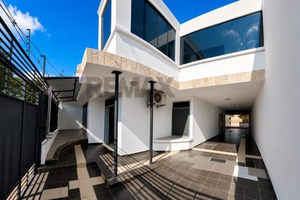 Casa - Venta - San Vicente, Asunción, Paraguay
