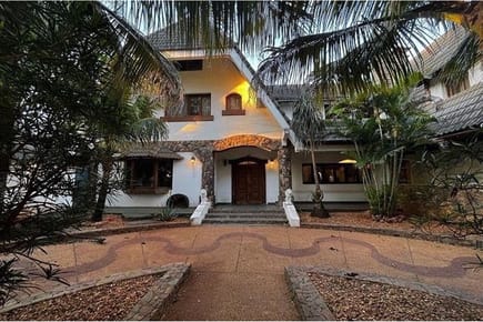 Casa-Alquiler-Tte Primero Cesar Hipólito Medina, Villa Aurelia, Asunción