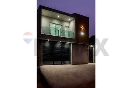 Duplex - Venta - San Lorenzo, Central, Paraguay 630,000,000 ₲