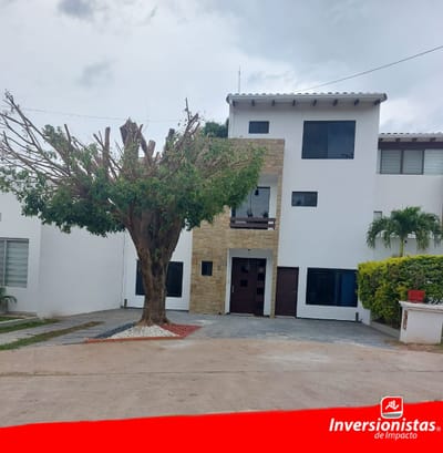 CASA EN ALQUILER EN EL URUBO, CONDOMINIO CERRADO 