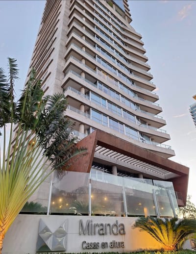 *ALQUILO -Departamento de 3 dormitorios en suite -EDIFICIO MIRANDA