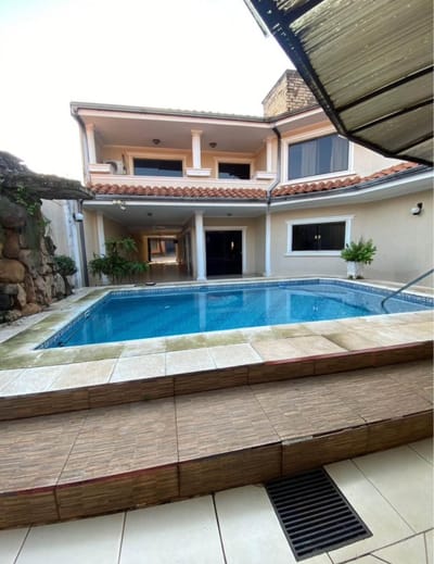  ALQUILO HERMOSA CASA  – IDEAL PARA OFICINA, SPA, ESTÉTICA, ETC.