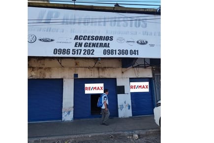 IMPORTANTE PROPIEDAD SOBRE LA AV EUSEBIOAYALA