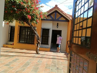 CASA EN ALQUILER 