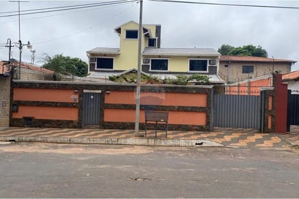 Vendo Residencia Premium en Fernando de la Mora zona Sur 