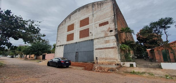 VENDO DEPOSITO DE 1.400 M2 A 2 CUADRAS DE ACCESO SUR‼️ C-1049 