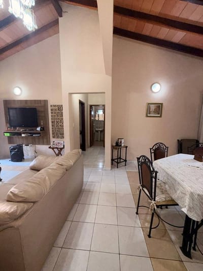  VENDO EN FERNANDO DE LA MORA ZONA NORTE