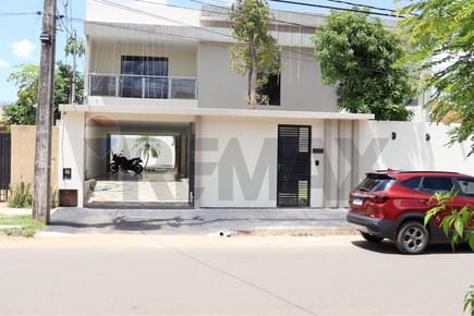 Vendo Casa en Luque Cuarto Barrio