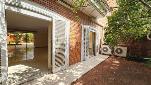 Alquilo Residencia en Villa Morra Ideal para Oficina o Vivienda