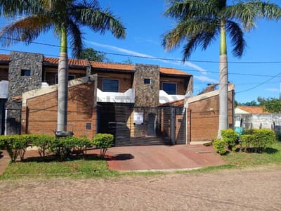 VENDO CASA TIPO DÚPLEX EN LUQUE