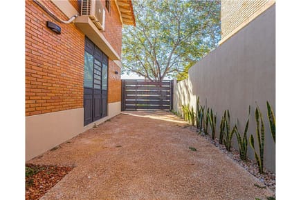 Vendo Dúplex zona Ñu Guasu