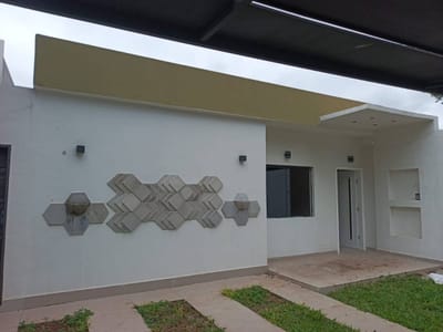 En venta, duplex en 4to barrio de luque 
