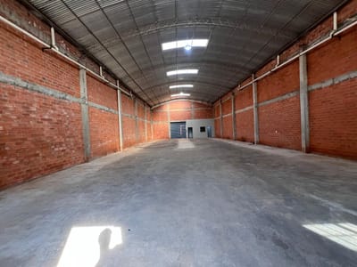 EN VENTA DEPOSITO 975 MTS CUADRADOS 