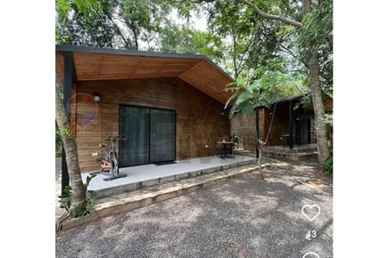 VENDO COMPLEJO DE CABANAS EN LOMA GRANDE CON PISCINA