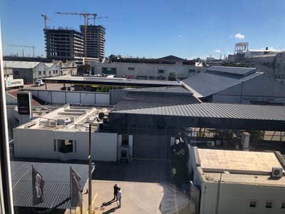 Venta de Galpon Ideal Logística próximo a Puerto de Montevideo 