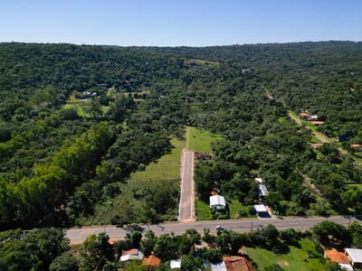 VENDO EXCLUSIVOS TERRENOS DE 1.000 M2 CON FINANCIACIÓN DIRECTA EN EL PRESTIGIOSO BARRIO CERRADO ALTOS DEL SALADO, SAN BERNARDINO.