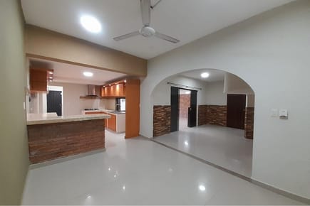 VENDO CASA EN LAMBARE BARRIO SANTO DOMINGO