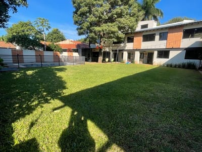 VENDO CASA MODERNA EN VILLA AURELIA