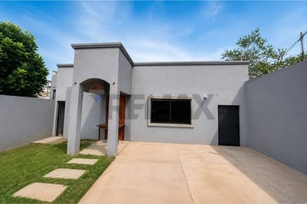 Vendo casa en Fernando de la mora