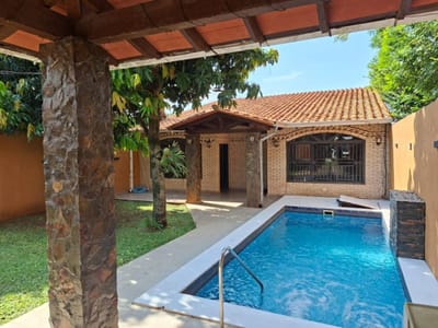VENDO HERMOSA CASA EN ÑEMBY