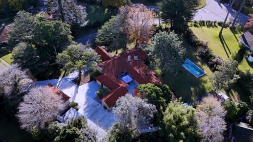 Casa De Estilo Español En Barrio Golf