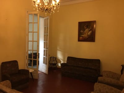 Zona comercial  ideal para colegio, policlínico,hostal, etc