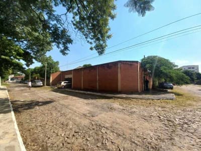 VENDO DEPÓSITO EN FERNANDO DE LA MORA ZONA NORTE