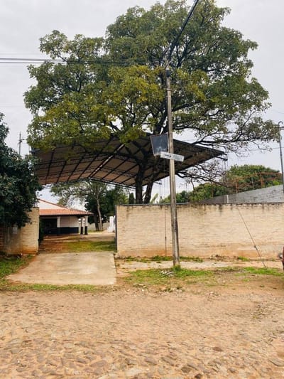 1.260 M² CON TINGLADO EN SAN LORENZO – ZONA ARATIRI. PARA DEPÓSITO O LOGÍSTICA