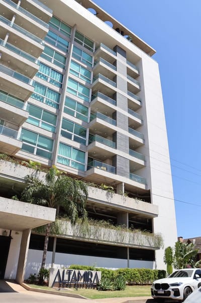 En venta departamento de 3 dormitorio en Ykua Sati - Asunción
