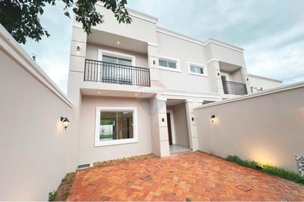 VENDO DUPLEX A ESTRENAR SOBRE AVDA DEL YACHT