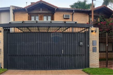 Duplex ubicado en Barrio Mburucuyá, Asunción