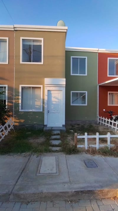 CASA DE DOS PISOS EN VENTA-  – URB.  - GALILEA -PIURA