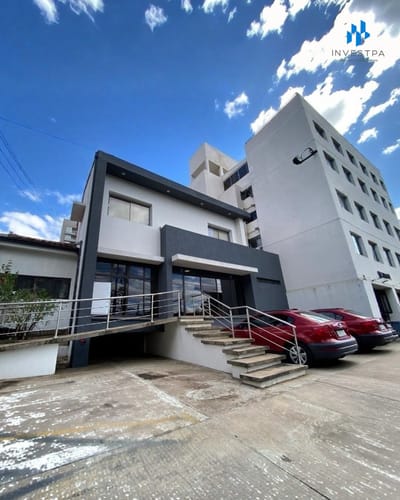 ALQUILO OFICINAS CORPORATIVAS - ZONA ESTRATEGICA...!!!