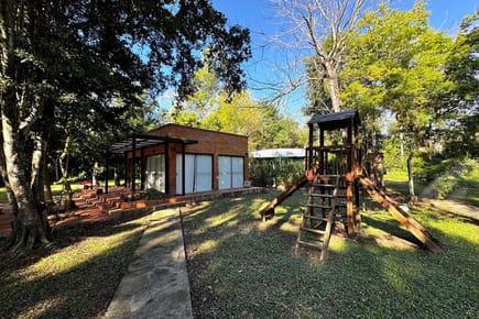 Casa quinta en venta en Aregua