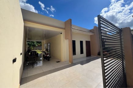 casa km9 Monday Alto Parana