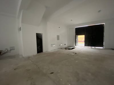 Alquiler Local Comercial 105m2 cerca de Av Santa Rosa en SMP