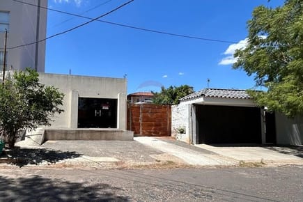 VENDO TERRENO CON UBICACION PREMIUM EN RECOLETA