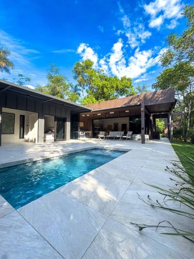 EN VENTA CASA EN BARRIO CERRADO CONDOMINIO PETROHUE – San Bernardino