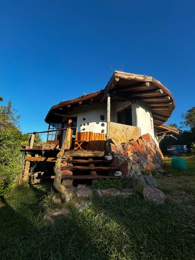 Casa a la Venta en Villa Serrana || Amplio terreno Permacultura 1 dormitorio