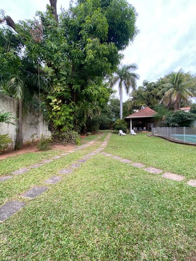 VENDO PROPIEDAD DE 2.205 mt2, BARRIO MCAL. LÓPEZ