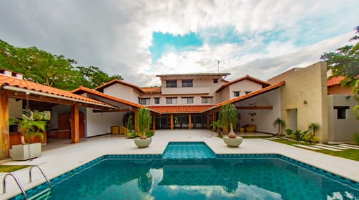 CASA EN ALQUILER TOTALMENTE AMOBLADA