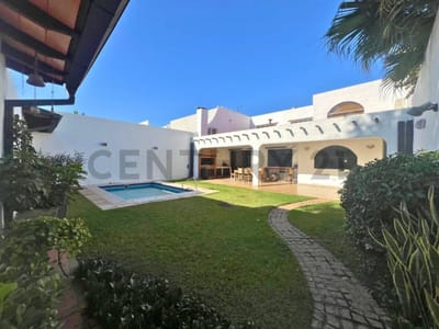 Alquiler de Casa en Mburucuyá, Asunción